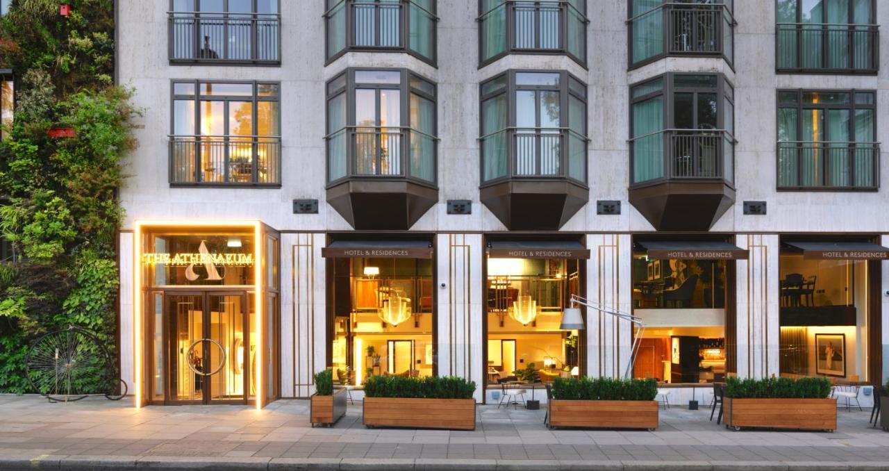 The Athenaeum Hotel & Residences London Exterior photo The hotel's entrance