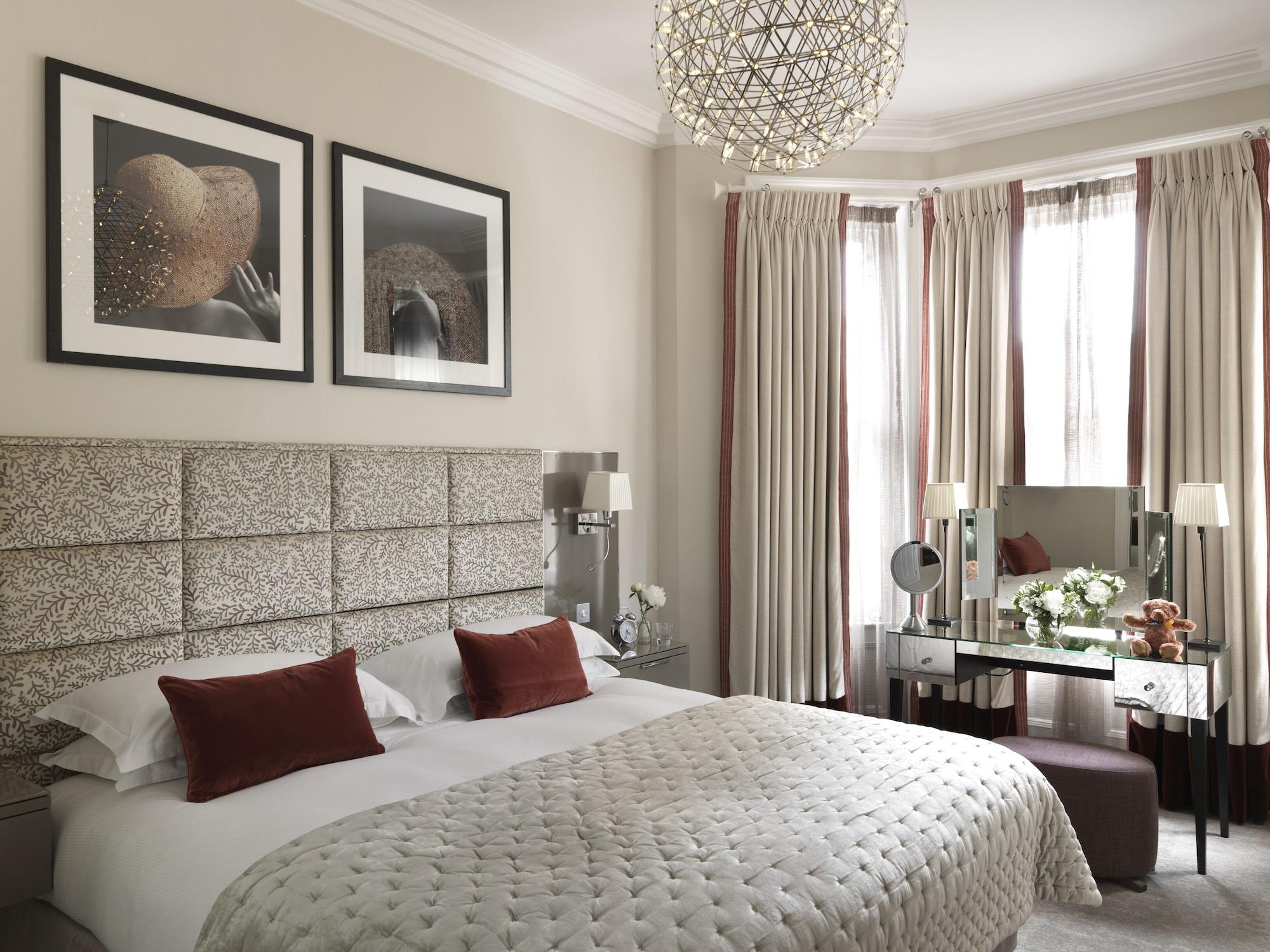 The Athenaeum Hotel & Residences London Exterior photo A bedroom