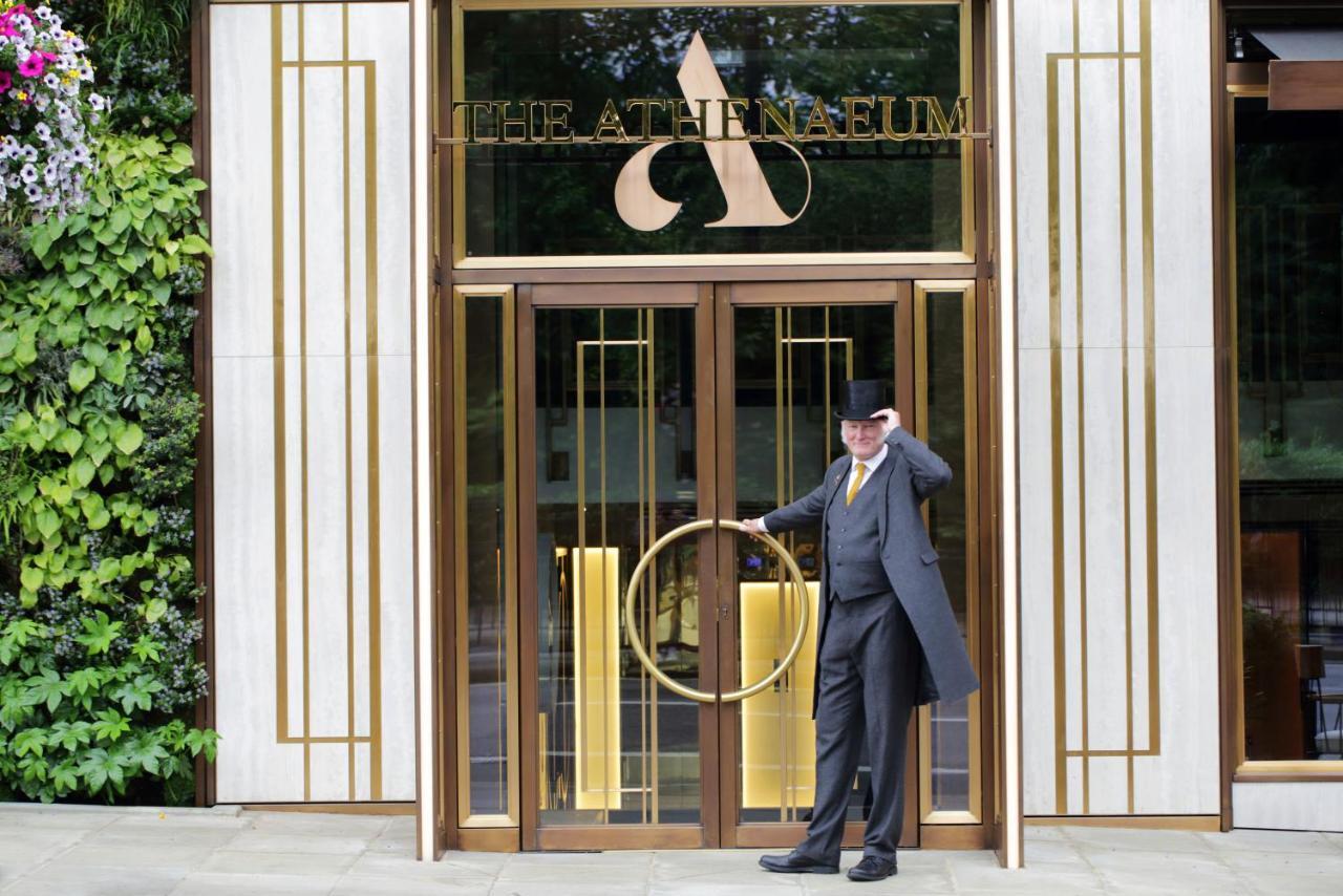 The Athenaeum Hotel & Residences London Exterior photo The entrance to the hotel